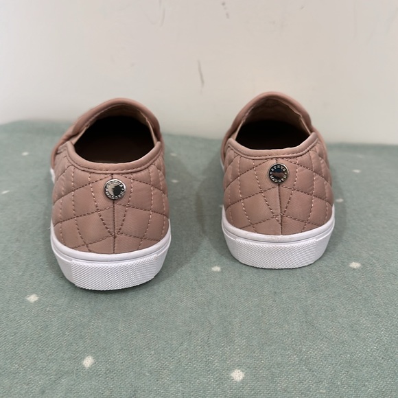 Steve Madden Womens Ecentrcq Slip-On Sneaker Shoe size 9.5M pink - Picture 3 of 7